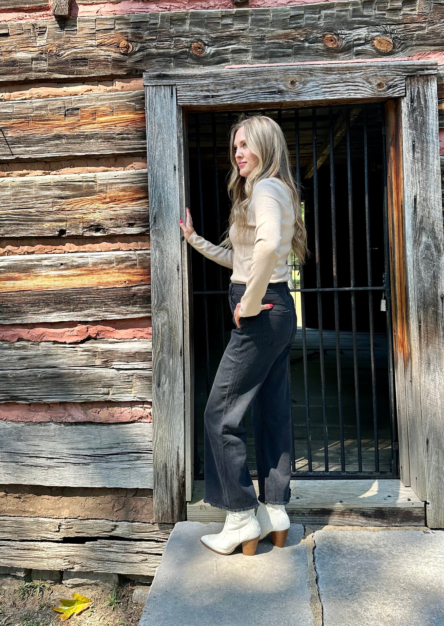 High Waist Frayed Hem Denim Pants - Black