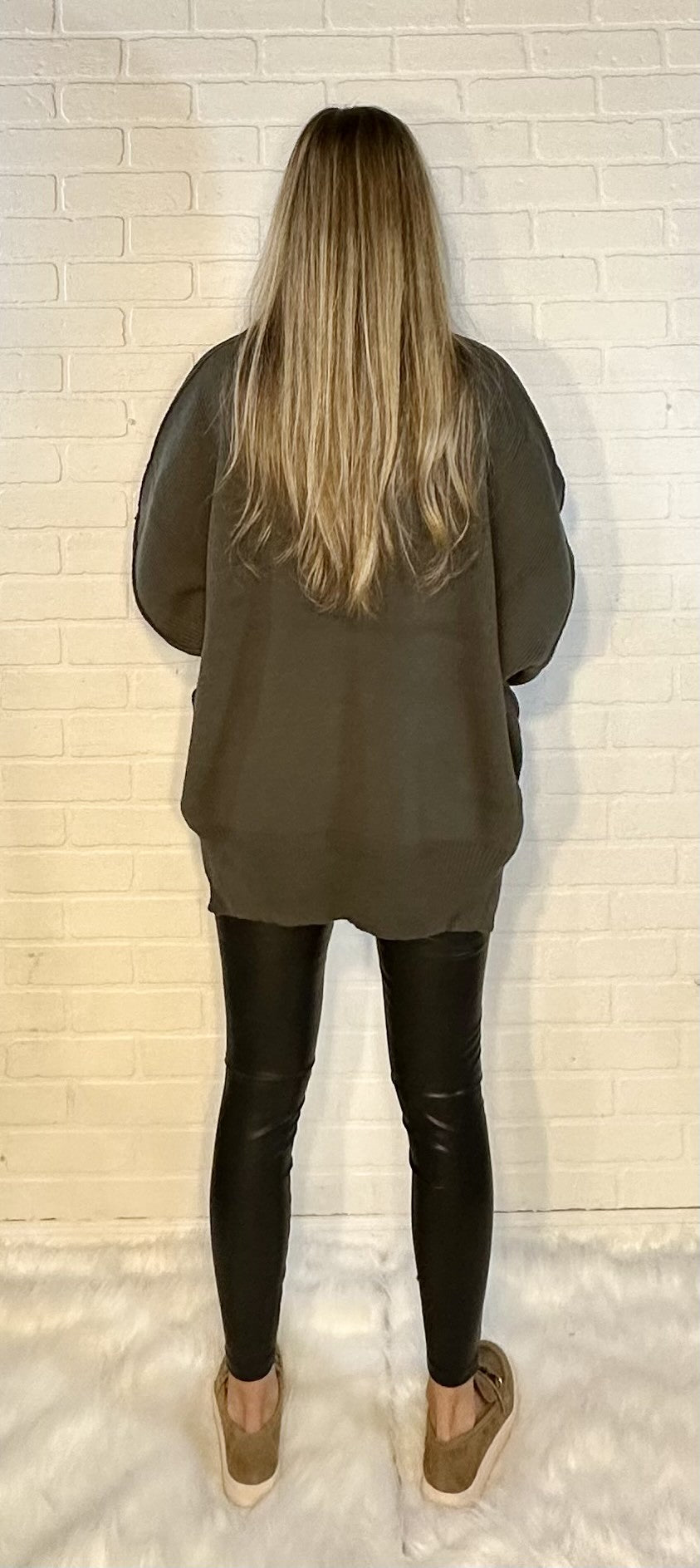 SIDE SLIT OVERSIZED SWEATER