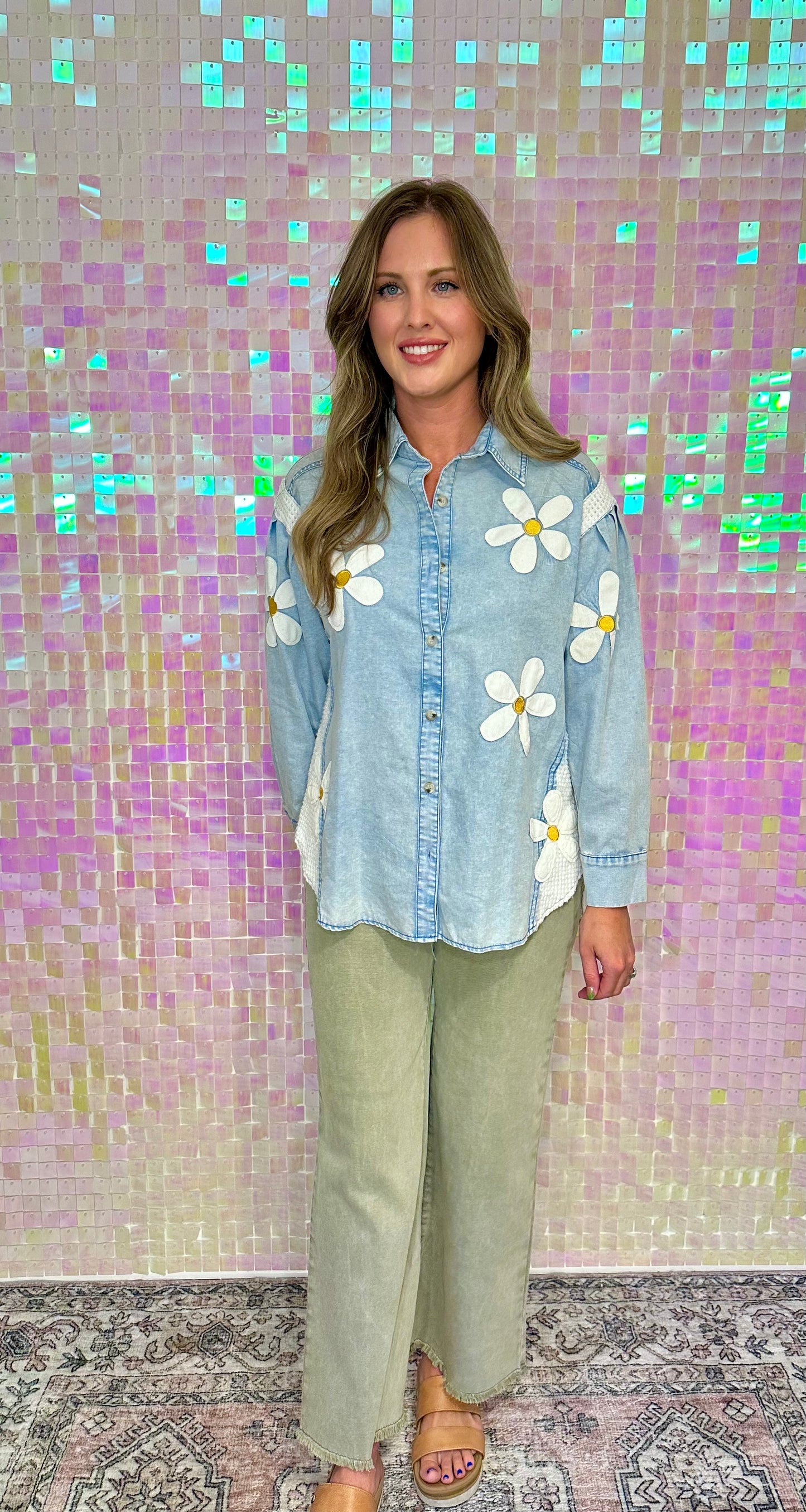 Davi & Dani Lightweight Washed Daisy Patch Waffle Knit Shirt