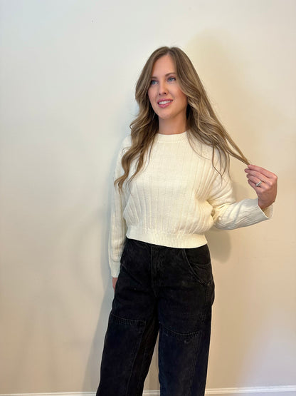 CROPPED RIBBED KNIT SWEATER TOP